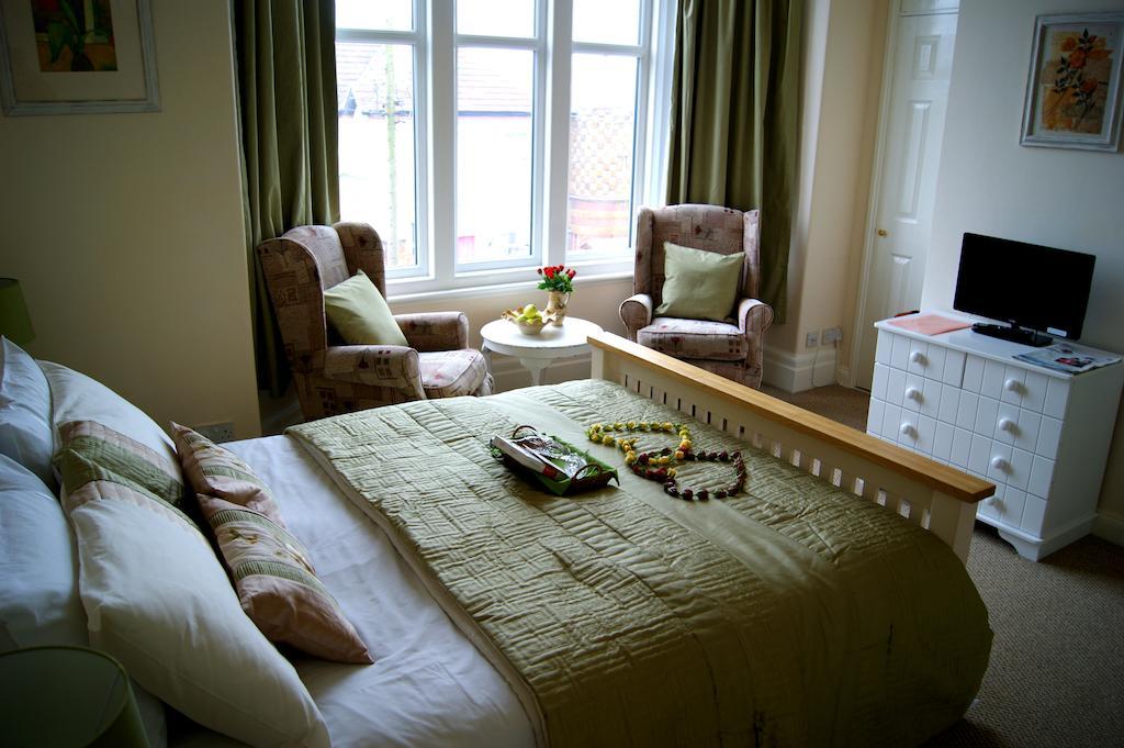 Sunset Guest House Hunstanton Room photo A bedroom at the care home