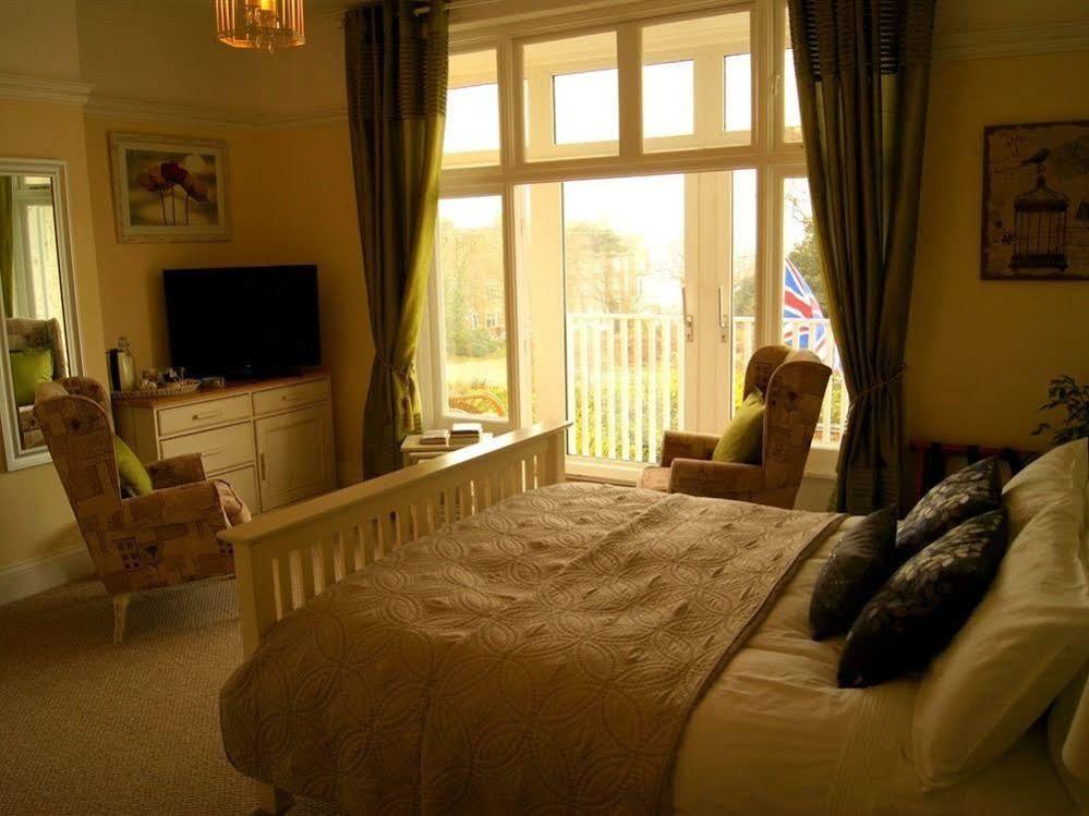 Sunset Guest House Hunstanton Exterior photo A bedroom at the hotel